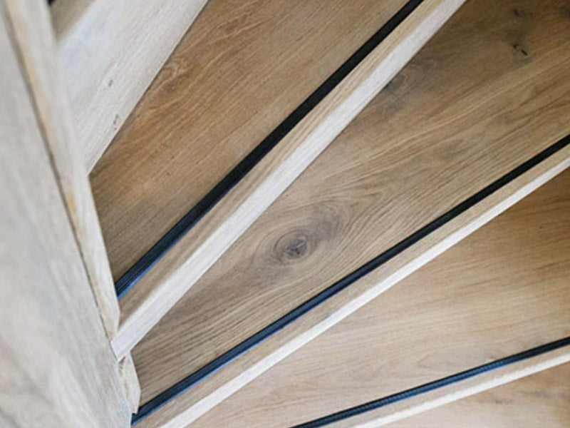 Eiken dichte trap 1-kwartdraai doe-het-zelf pakket