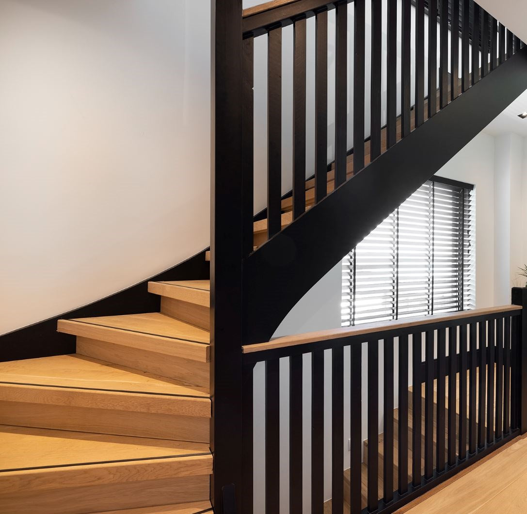 Eiken dichte trap recht doe-het-zelf pakket